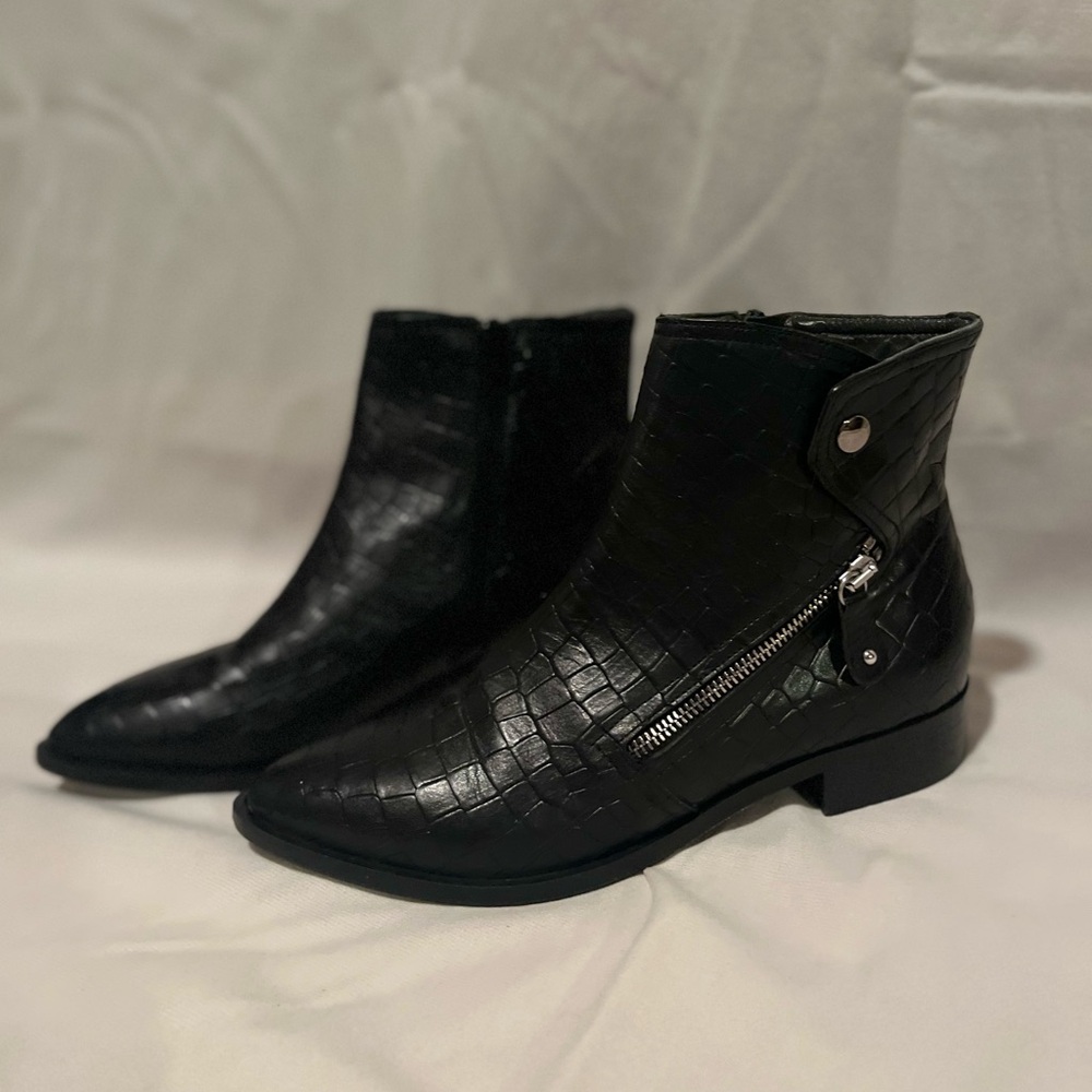 Elegant Black Croc-Embossed Ankle Booties